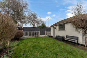 Photo 33- click for photo gallery